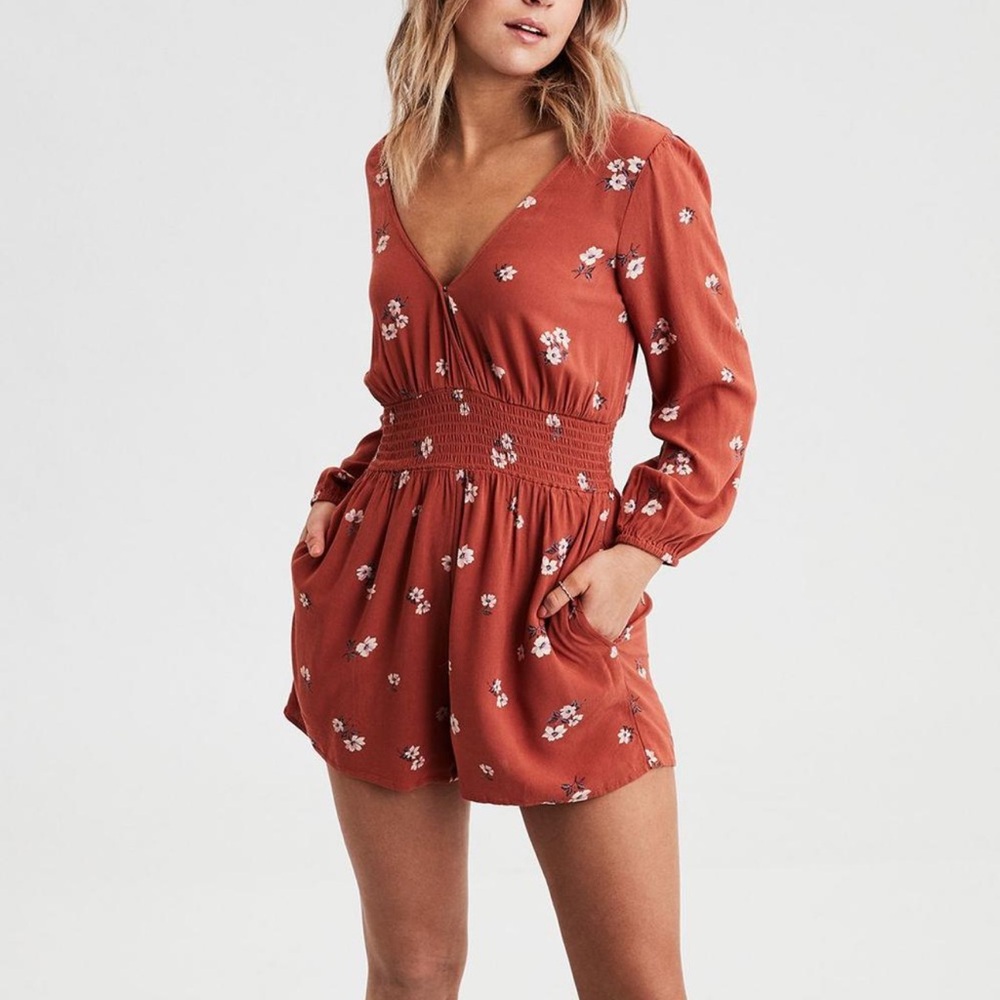 American Eagle Floral Long Sleeve Romper